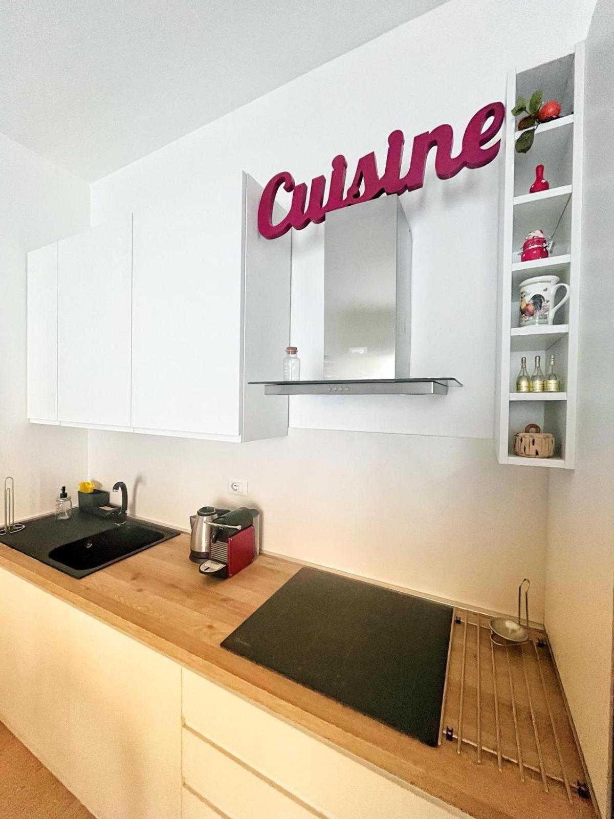 Casa Lanterna Mamaisongenova Apartment Genua